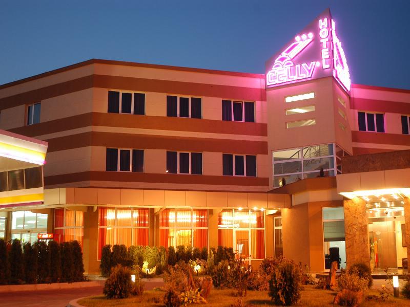 Celly Hotel Piteşti Eksteriør bilde