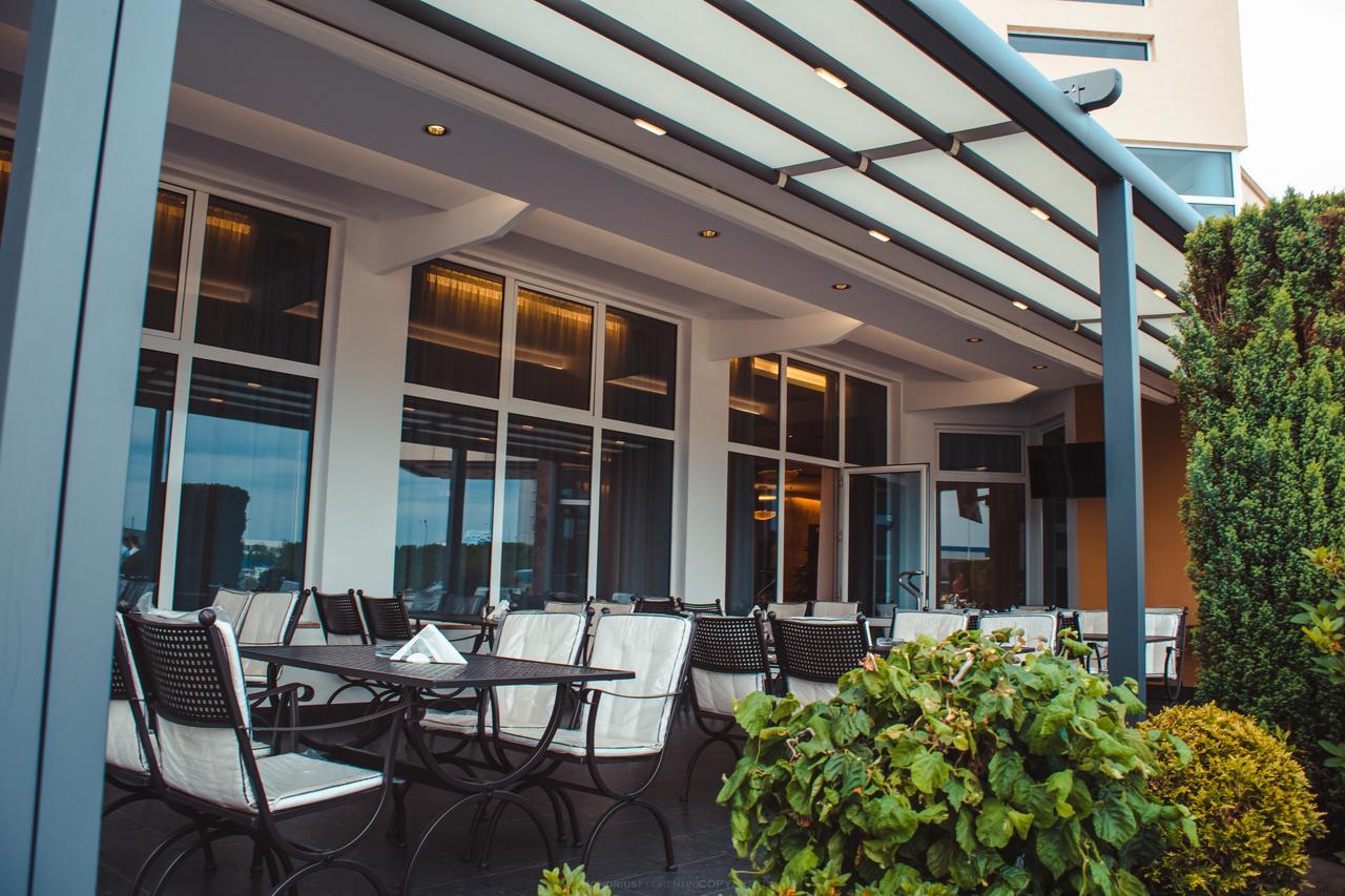 Celly Hotel Piteşti Eksteriør bilde